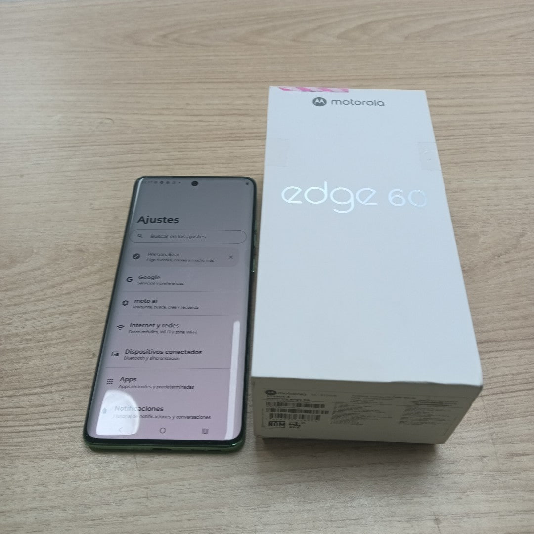 CELULAR MOTOROLA EDGE 60 XT2505-3 (2025) 512 GB 12 GB RAM (SEMINUEVO)