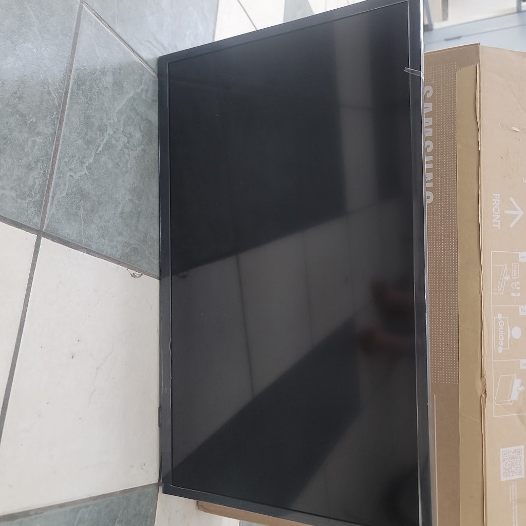 PANTALLA SAMSUNG S32H5000FF (2025) 32" LED HD (SEMINUEVO)