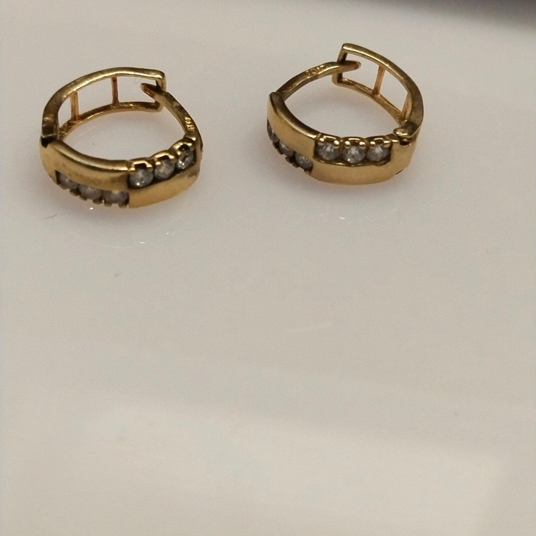 ARRACADAS PAR ORO 10 K 1.7 GRMS (SEMINUEVO)