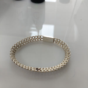 PULSERA PLATA 9.8 GRMS (SEMINUEVO)