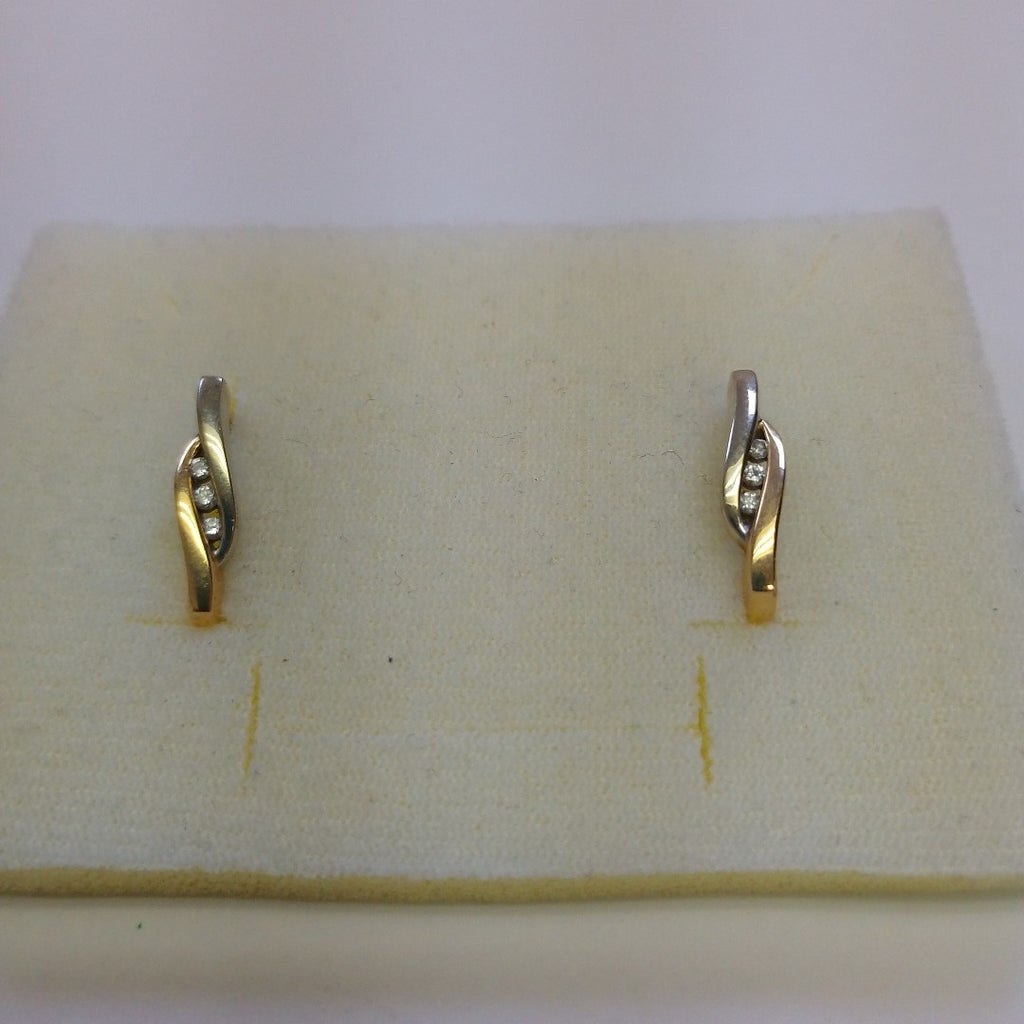 ARETES PAR ORO 14 K 4.5 GRMS (SEMINUEVO)