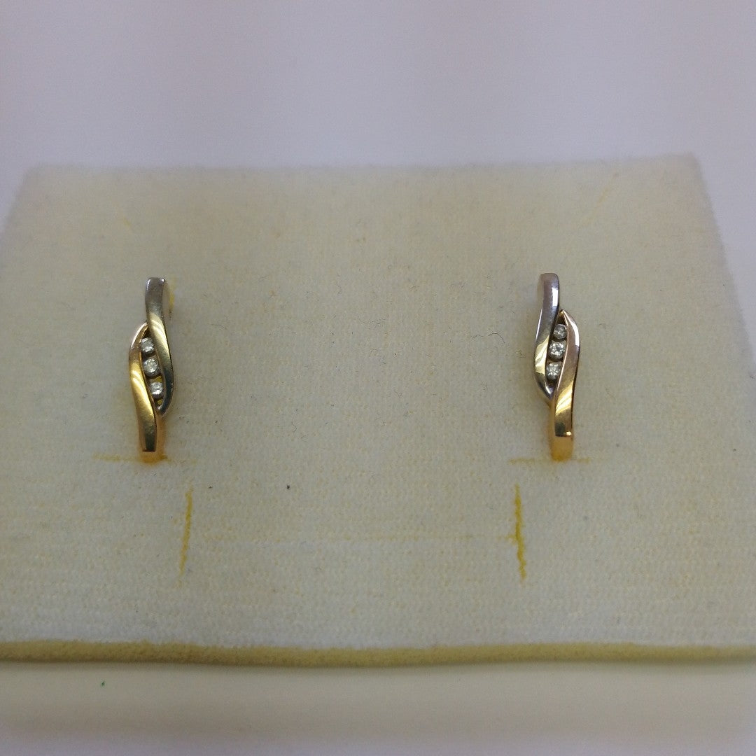 ARETES PAR ORO 14 K 4.5 GRMS (SEMINUEVO)