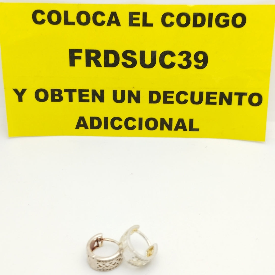 HUGGIES C/CIRCONIAS PLATA .925 2.8 GR (NUEVO)