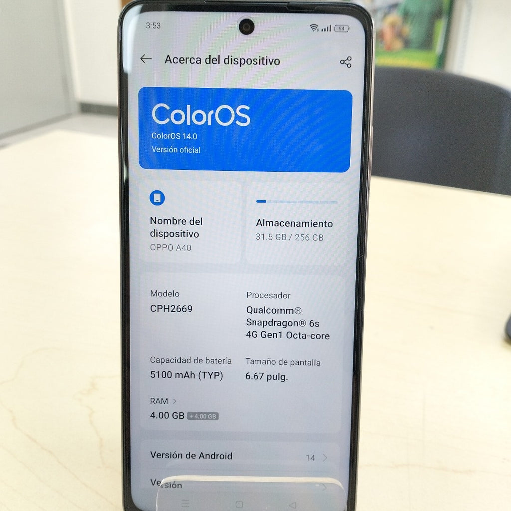 CELULAR OPPO A40 CPH2669 (2024) 256 GB 4 GB RAM (SEMINUEVO)