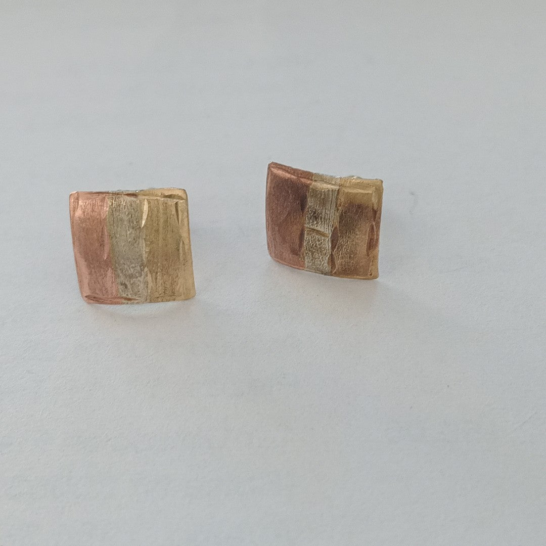 ARETES PAR ORO 10 K 0.4 GRMS (SEMINUEVO)