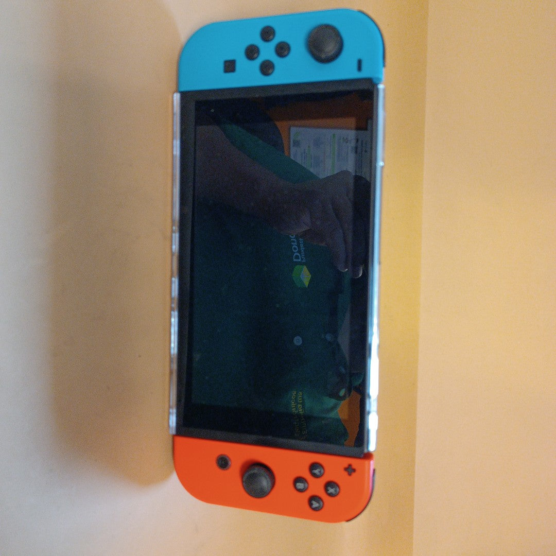 CONSOLA DE VIDEOJUEGO NINTENDO SWITCH 1.1 32 GB (SEMINUEVO)