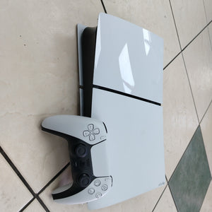 CONSOLA DE VIDEOJUEGO SONY PS5 DIGITAL 825 SSD (SEMINUEVO)