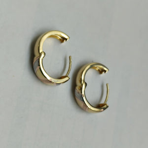 HUGGIES ORO 14K 1.8 (NUEVO)