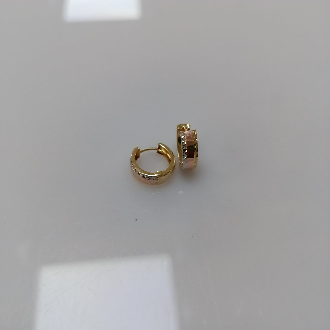 HUGGIES ORO 14K 1.6 (NUEVO)