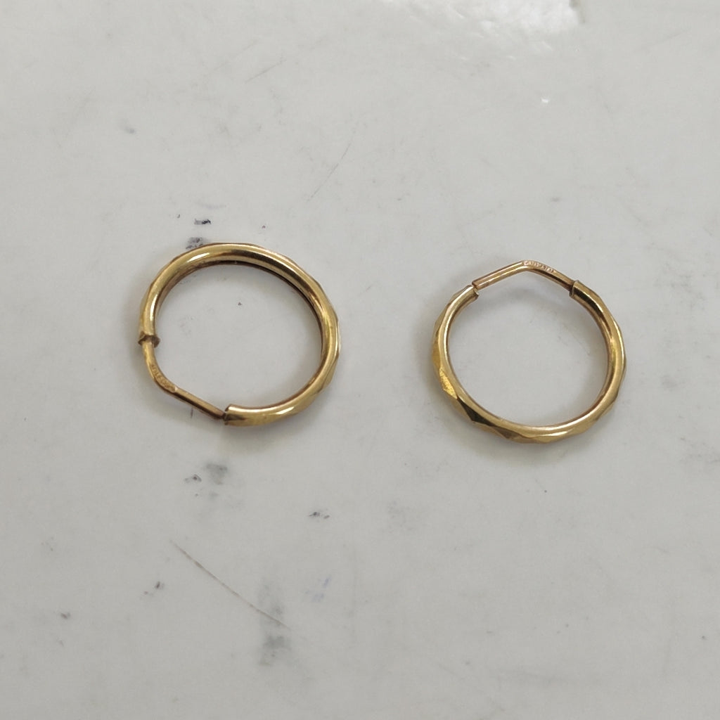 ARRACADAS PAR ORO 10 K 0.6 GRMS (SEMINUEVO)