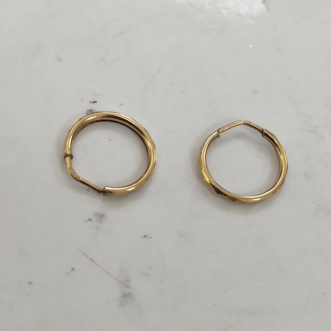 ARRACADAS PAR ORO 10 K 0.6 GRMS (SEMINUEVO)