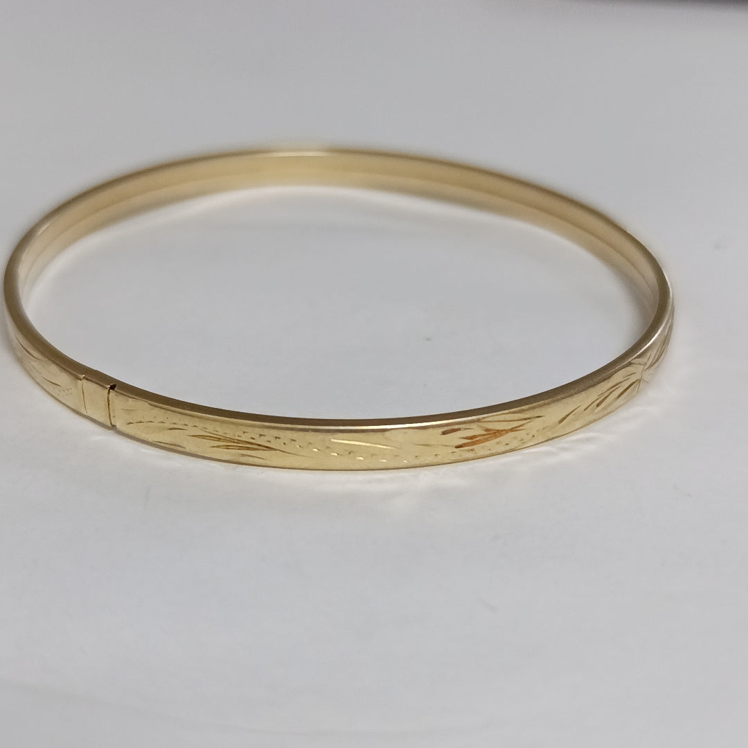 PULSERA RIGIDA ORO 10 K 4.7 GRMS (SEMINUEVO)
