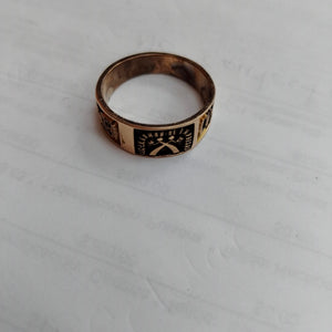 ANILLO DE GRADUACIÓN ORO 10 K 5 GRMS (SEMINUEVO)