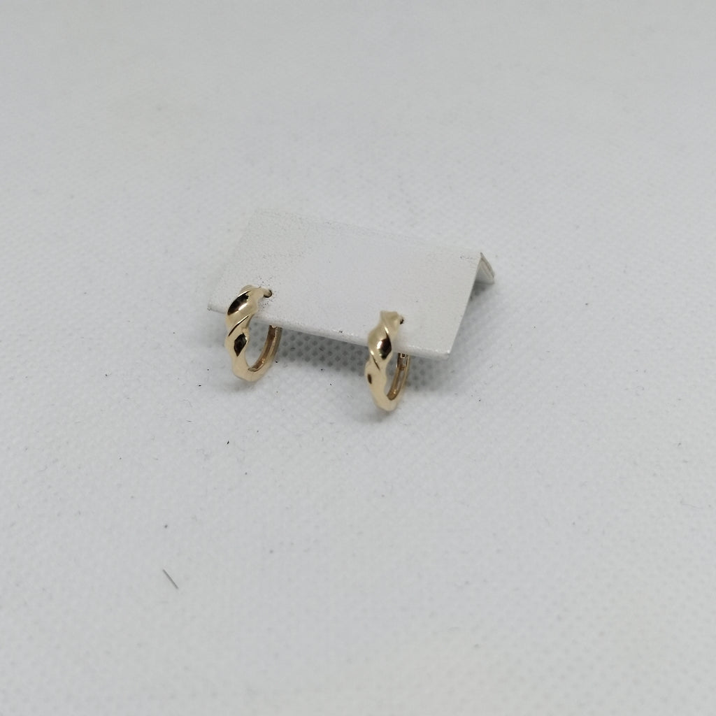 HUGGIES ORO 14K 1.4 (NUEVO)