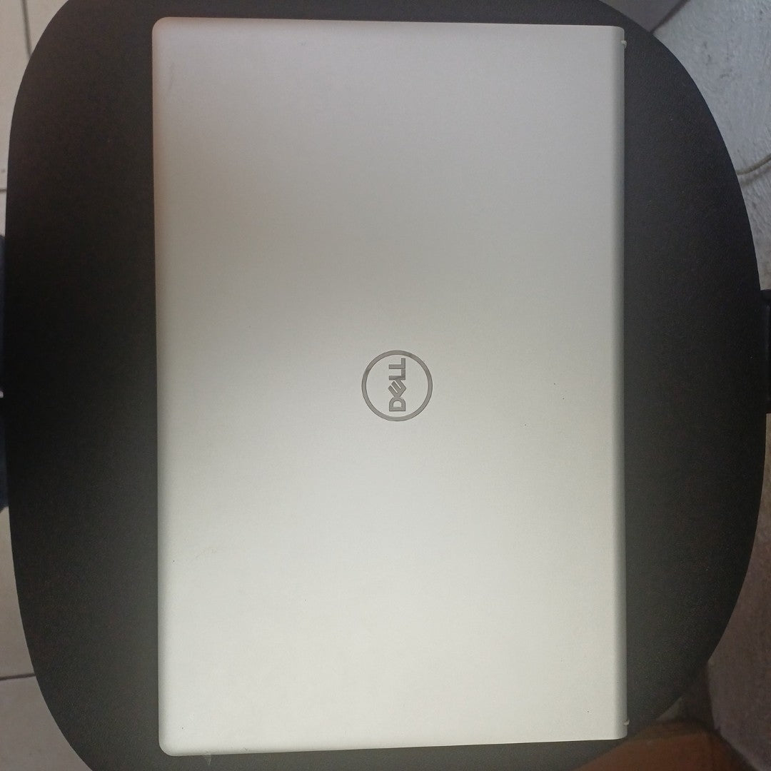 LAPTOP DELL INSPIRON 15 3535 (2024) 1 TB SSD 16 GB RAM (SEMINUEVO)