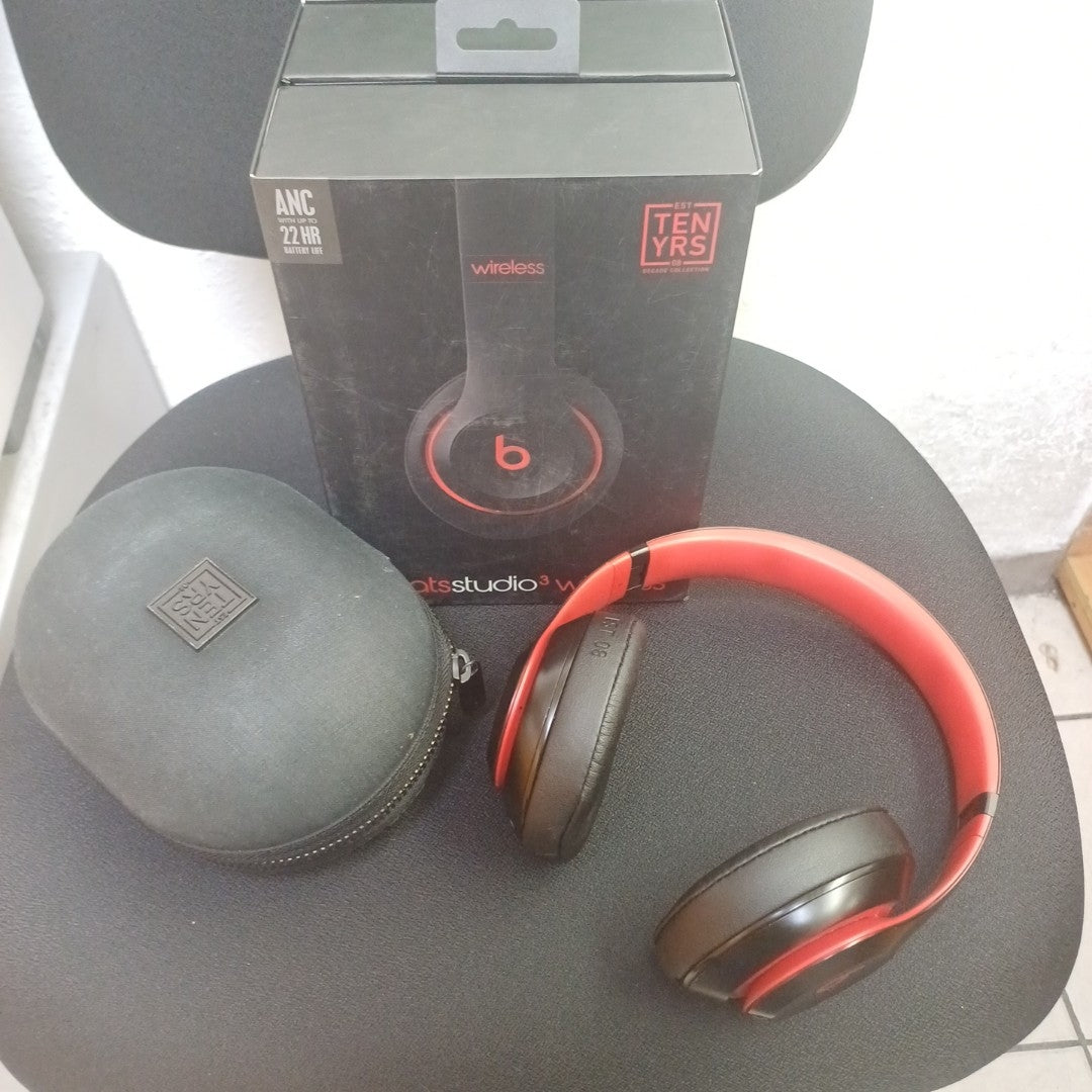 AUDIFONOS BEATS STUDIO 3 INALAMBRICO ON EAR (SEMINUEVO)