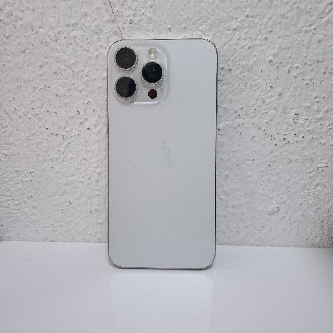CELULAR APPLE IPHONE 15 PRO MAX A3105 (2023) 1 TB 8 GB RAM (SEMINUEVO)