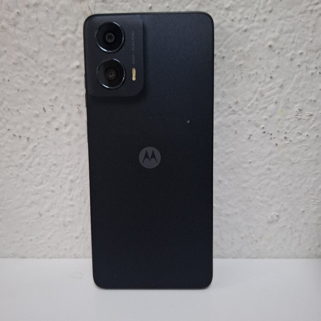 CELULAR MOTOROLA MOTO G24 XT2423-1 (2024) 256 GB 4 GB RAM (SEMINUEVO)