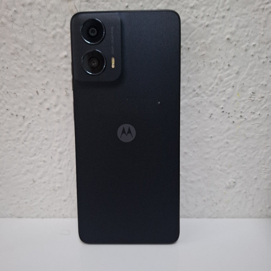 CELULAR MOTOROLA MOTO G24 XT2423-1 (2024) 256 GB 4 GB RAM (SEMINUEVO)