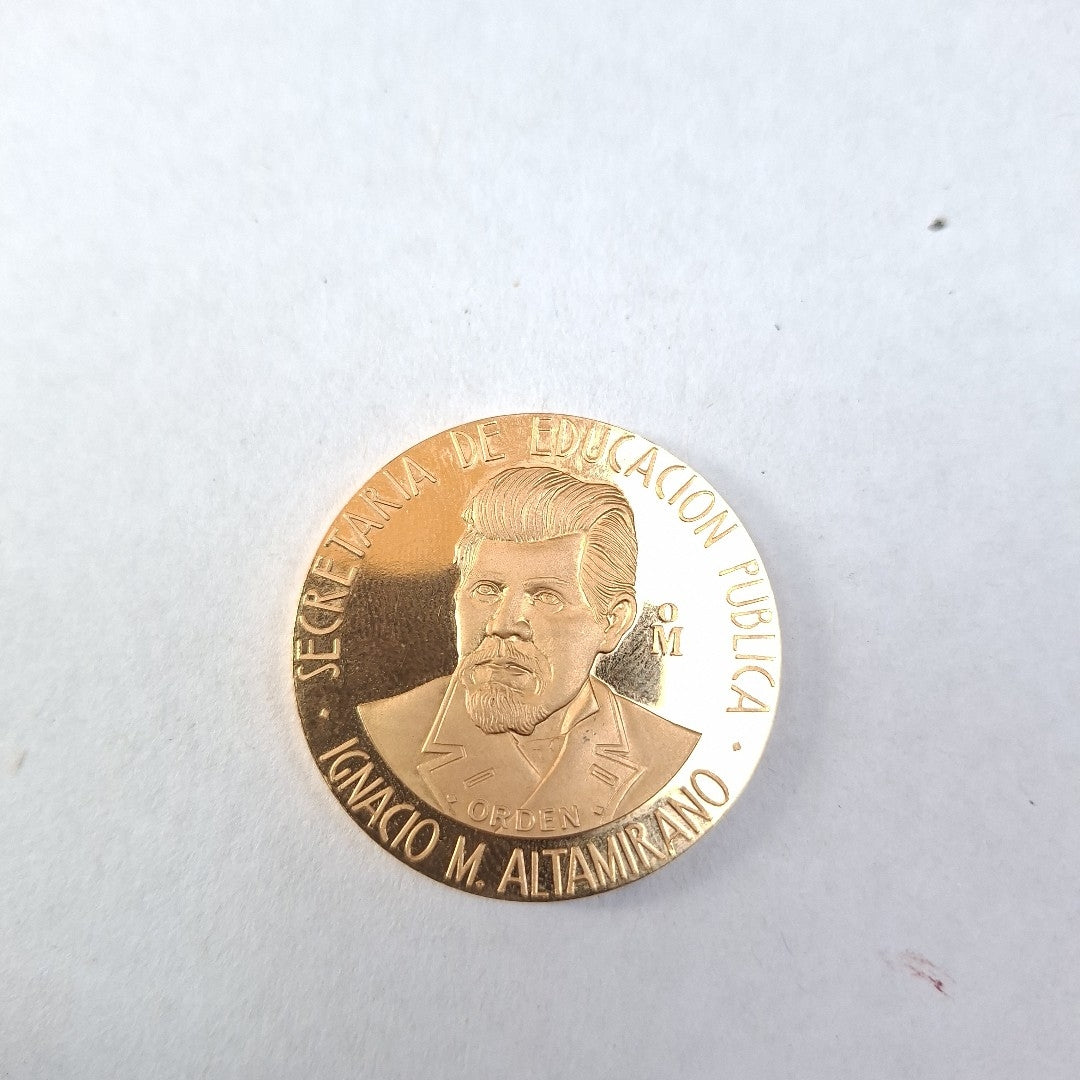 K1 41.6 GRMS 21 K IDENTIFICACIÓN MONEDA NOMINATIVA MONEDAS PESOS 50 PESO (SEMINUEVO)
