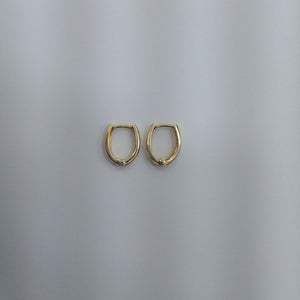 HUGGIES ORO 14K 1.1 (NUEVO)