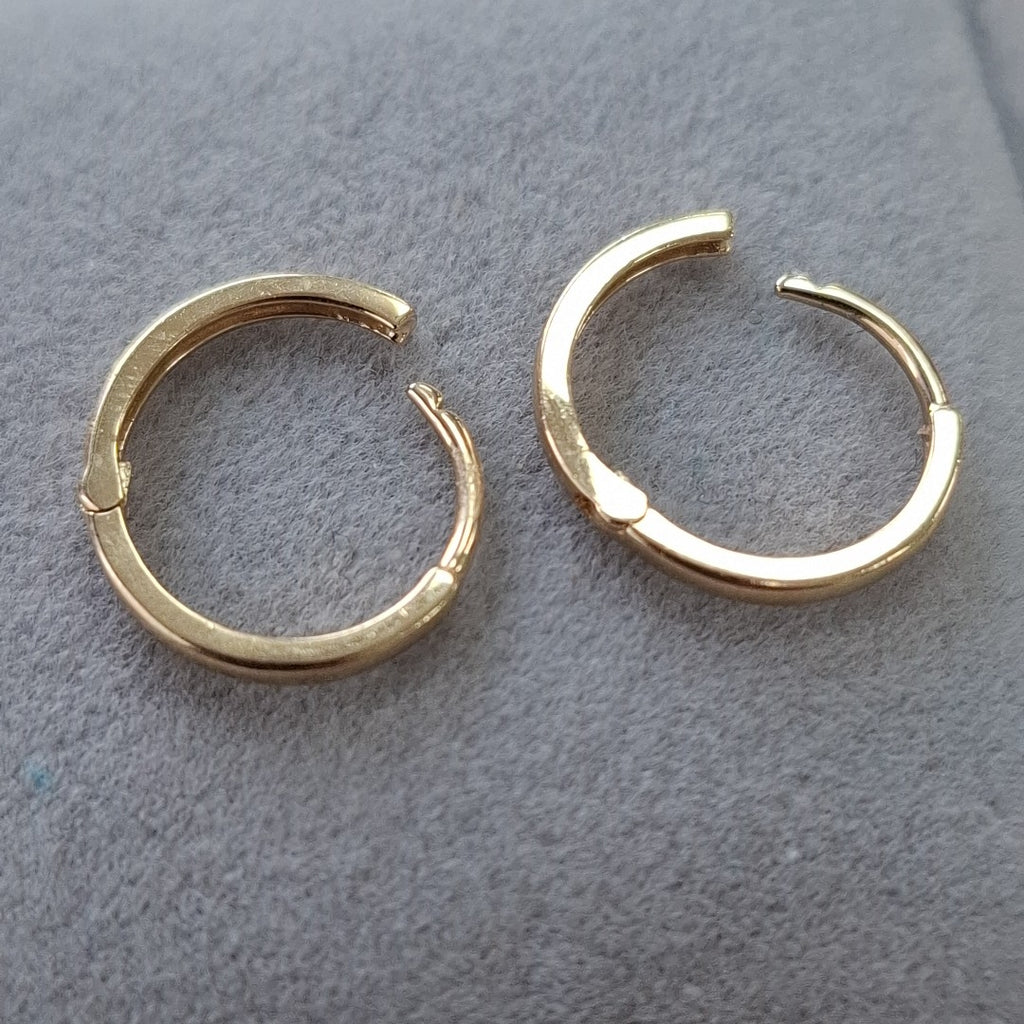 HUGGIES ORO 14K 0.9 (NUEVO)