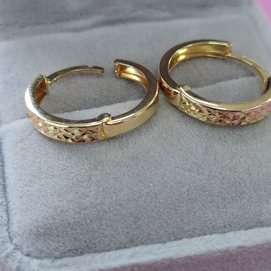 HUGGIES ORO 14K 1.6 (NUEVO)
