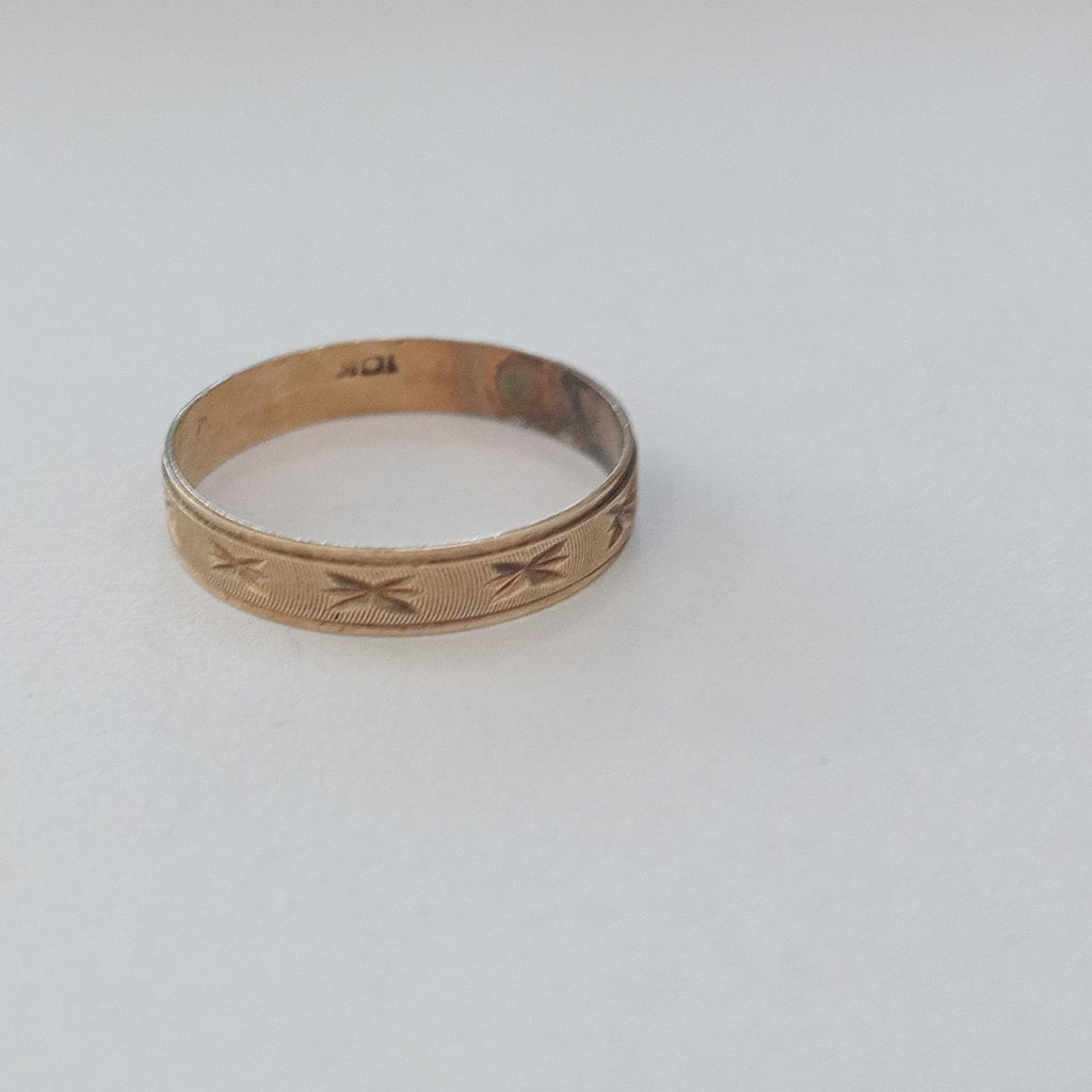 ANILLO ORO 8 K 0.5 GRMS (SEMINUEVO)