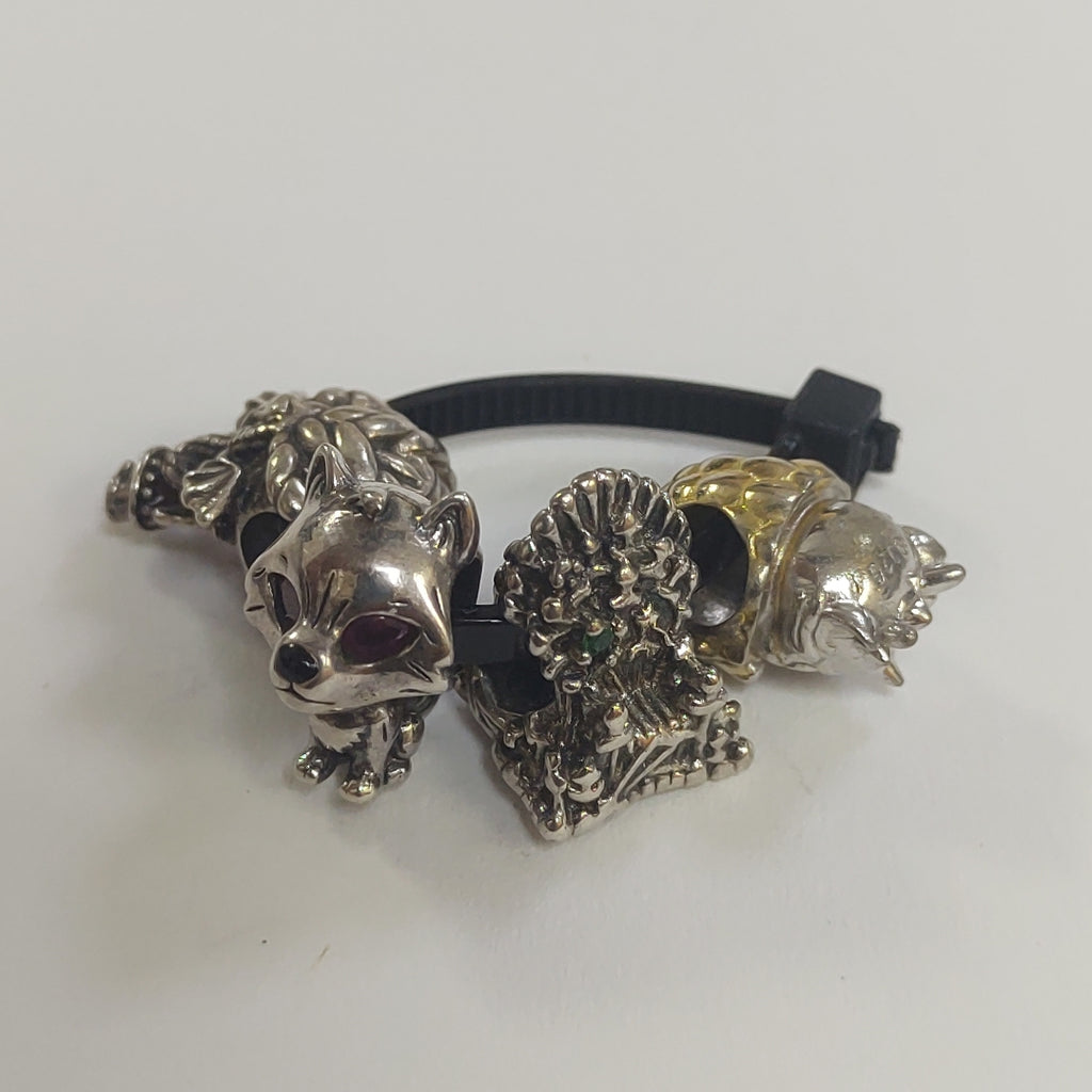 DIJE,OTRO ORO,PLATA 9,70 GRMS (SEMINUEVO)