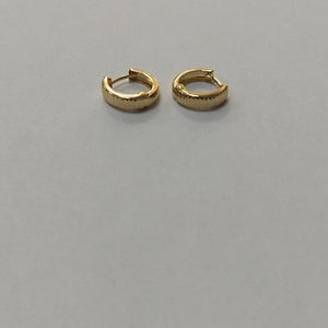 HUGGIES ORO 14K 1.1 (NUEVO)