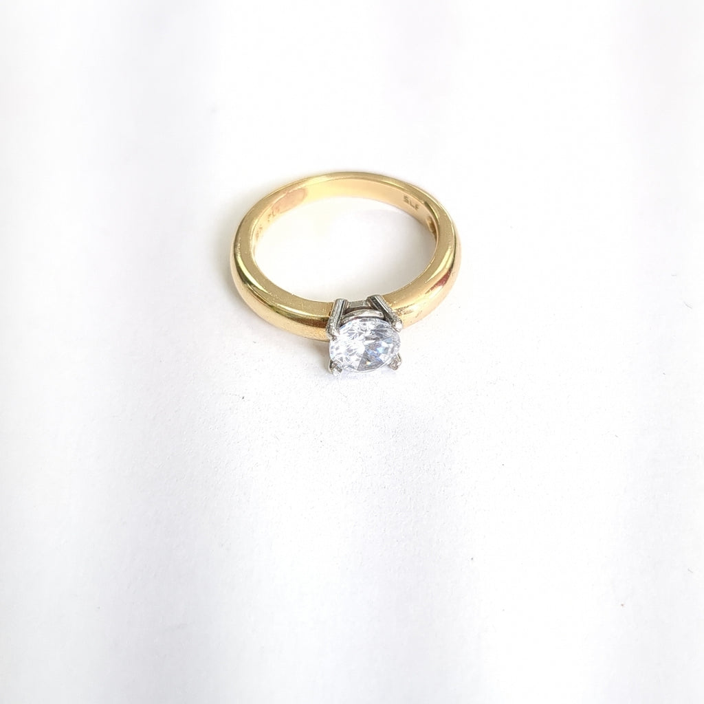 SOLITARIO ORO 18 K 5 GRMS (SEMINUEVO)