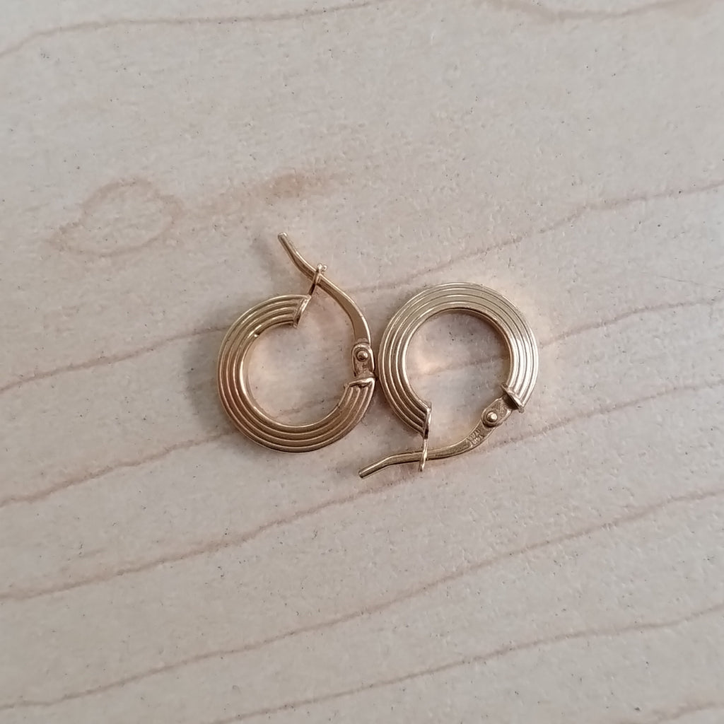 ARRACADAS PAR ORO 14 K 1.1 GRMS (SEMINUEVO)