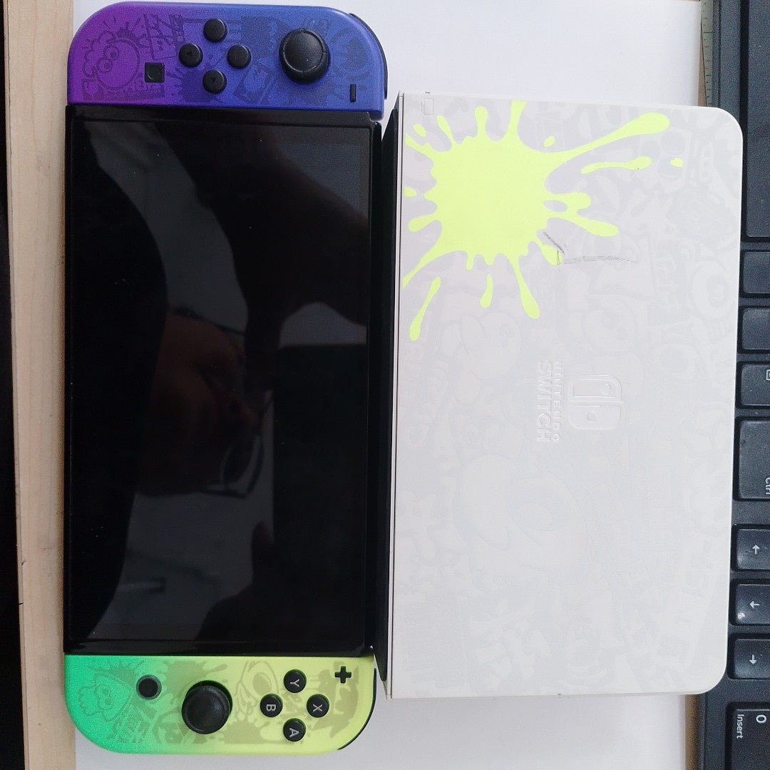 CONSOLA DE VIDEOJUEGO NINTENDO SWITCH OLED 64 GB (SEMINUEVO)