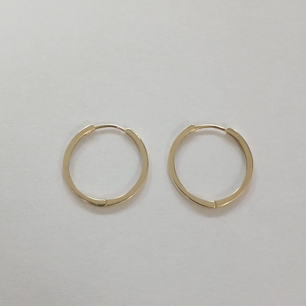 HUGGIES ORO 14K 1.4 (NUEVO)