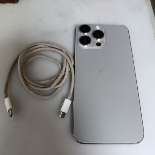 CELULAR APPLE IPHONE 15 PRO MAX A3105 (2023) 256 GB 8 GB RAM (SEMINUEVO)