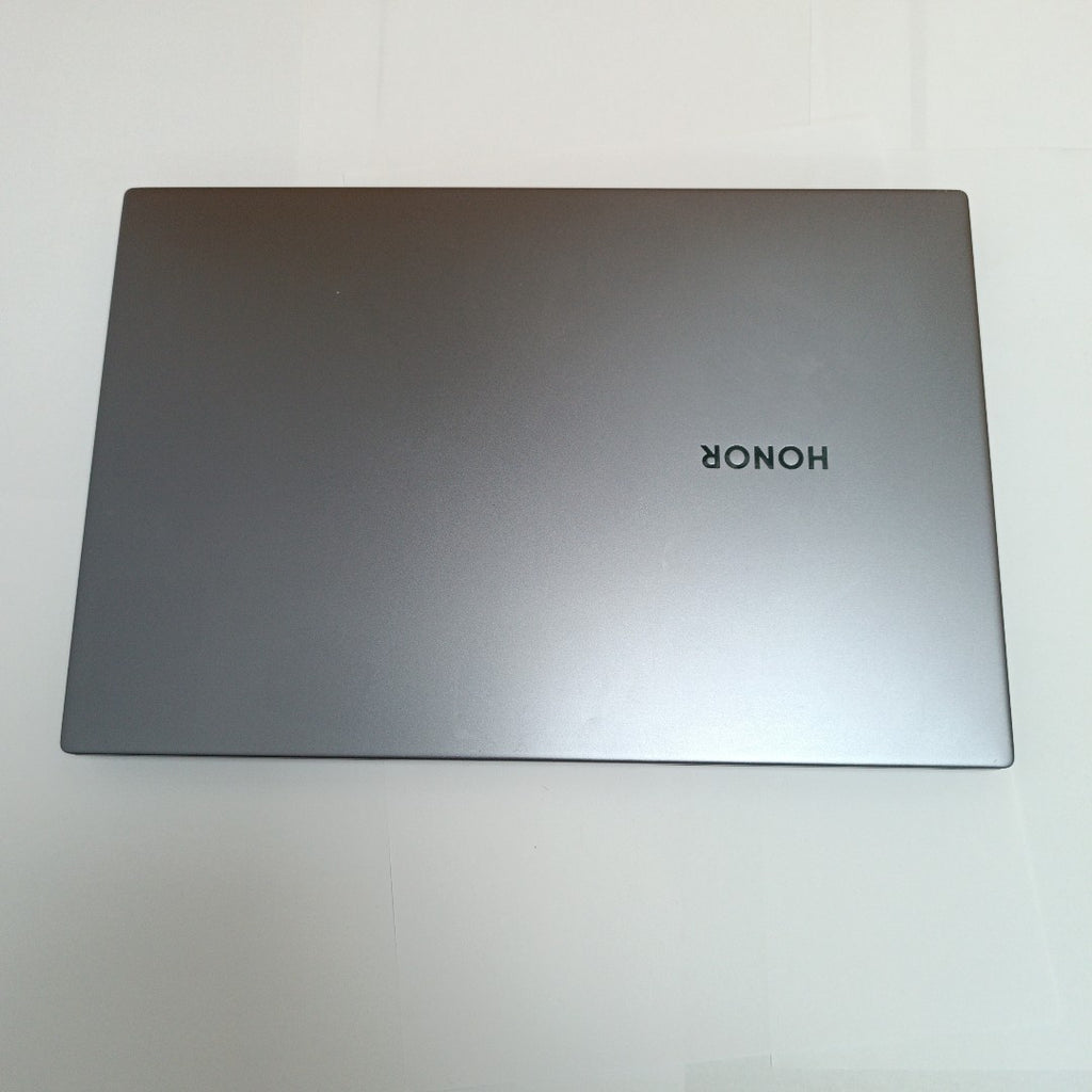 LAPTOP HONOR MAGICBOOK 14 NMH-WDQ9HN (2022) 512 GB SSD 8 GB RAM (SEMINUEVO)