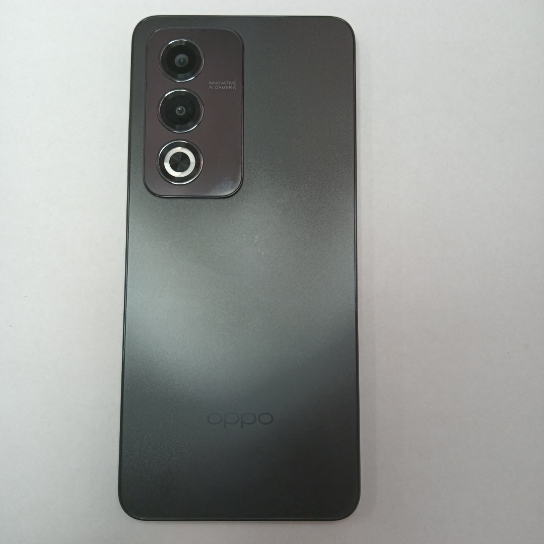 CELULAR OPPO A80 5G CPH2639 (2024) 256 GB 8 GB RAM (SEMINUEVO)