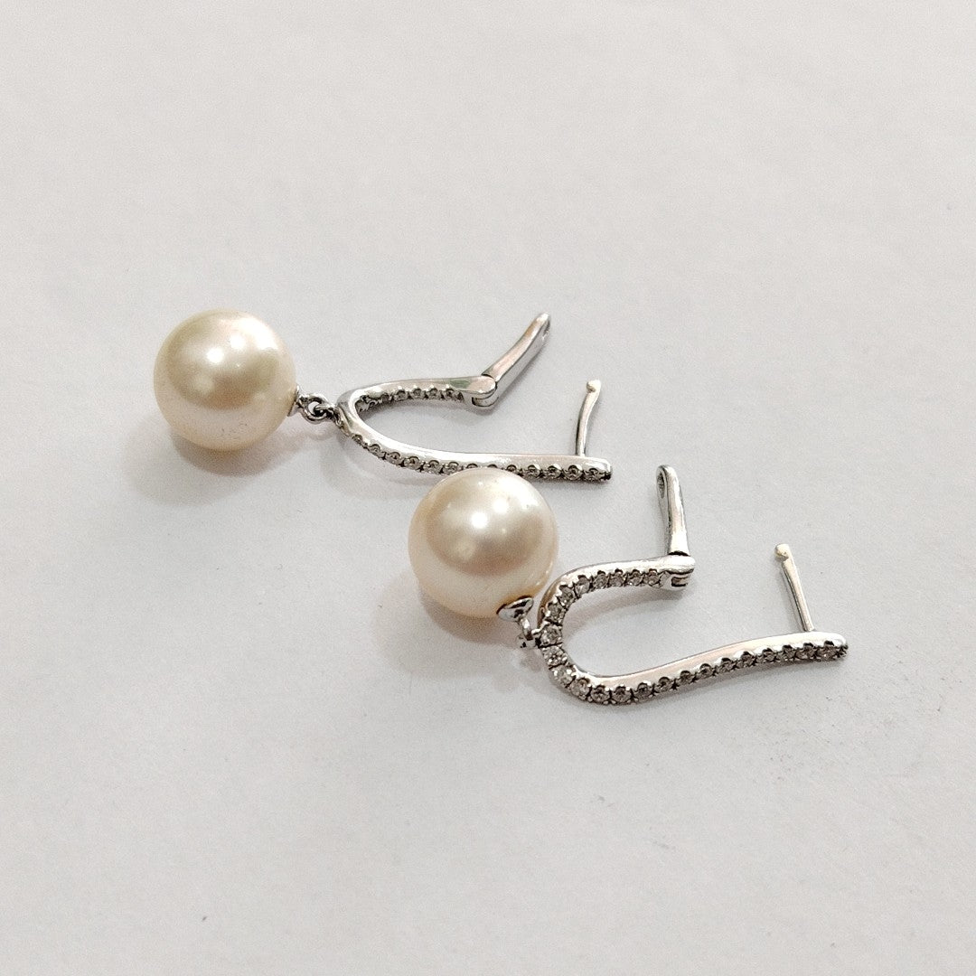 ARETES PAR ORO BLANCO 14 K 4 GRMS (SEMINUEVO)