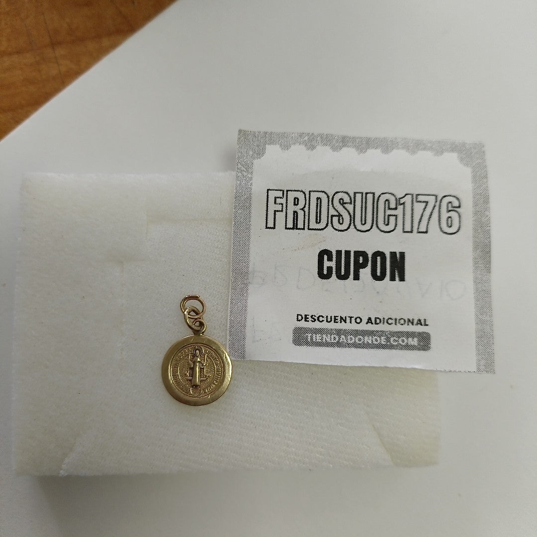 MEDALLA PERSONAL ORO 8 K 1.3 GRMS (SEMINUEVO)