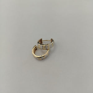 HUGGIES ORO 14K 1.3 (NUEVO)