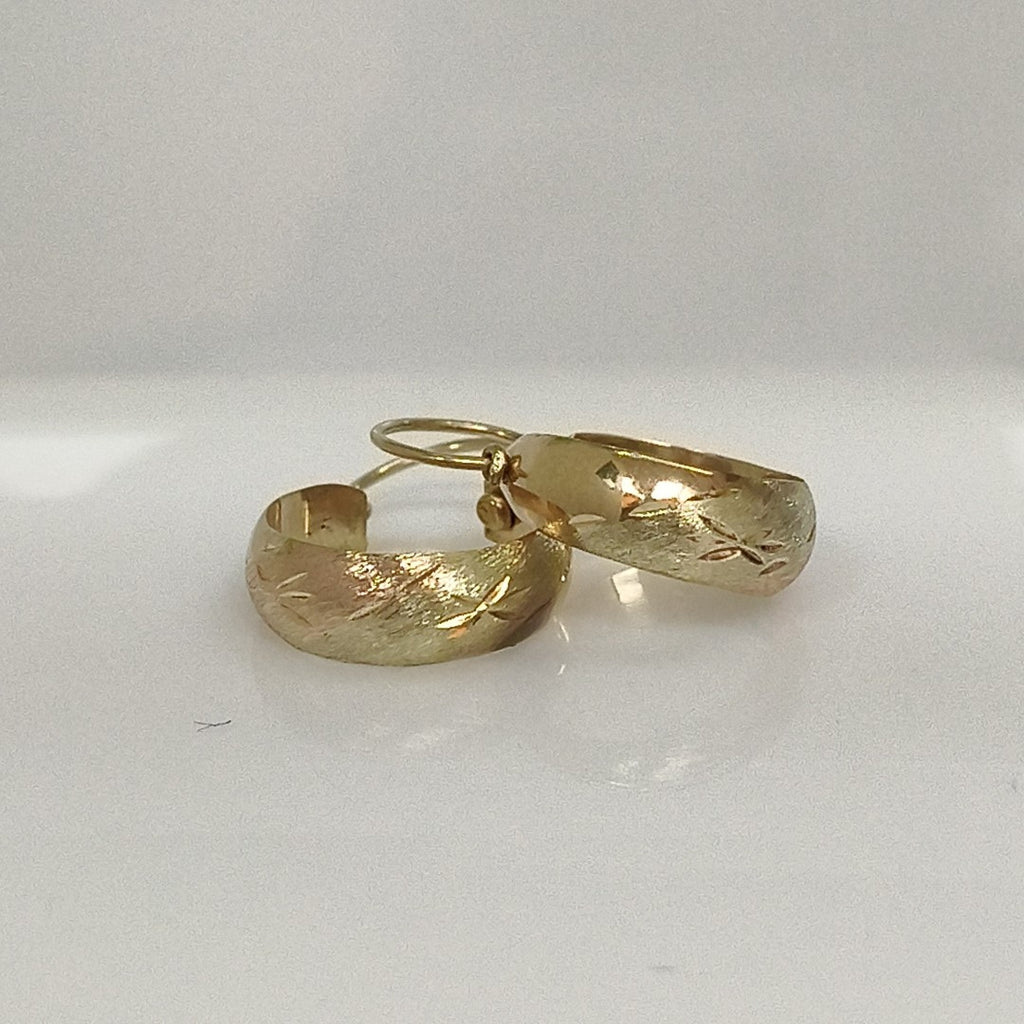 ARRACADAS PAR ORO 8 K 1,60 GRMS (SEMINUEVO)