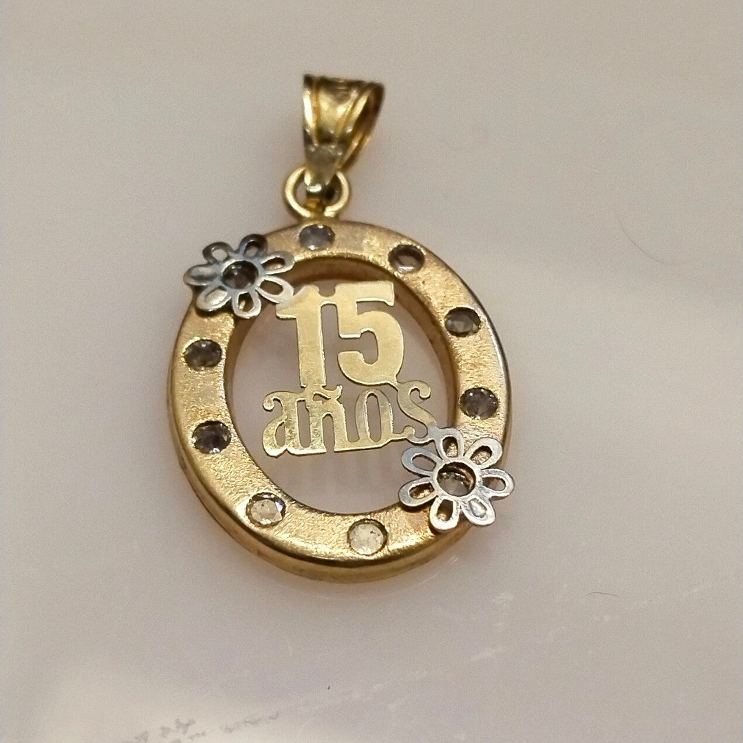 DIJE ORO 10 K 0.9 GRMS (SEMINUEVO)
