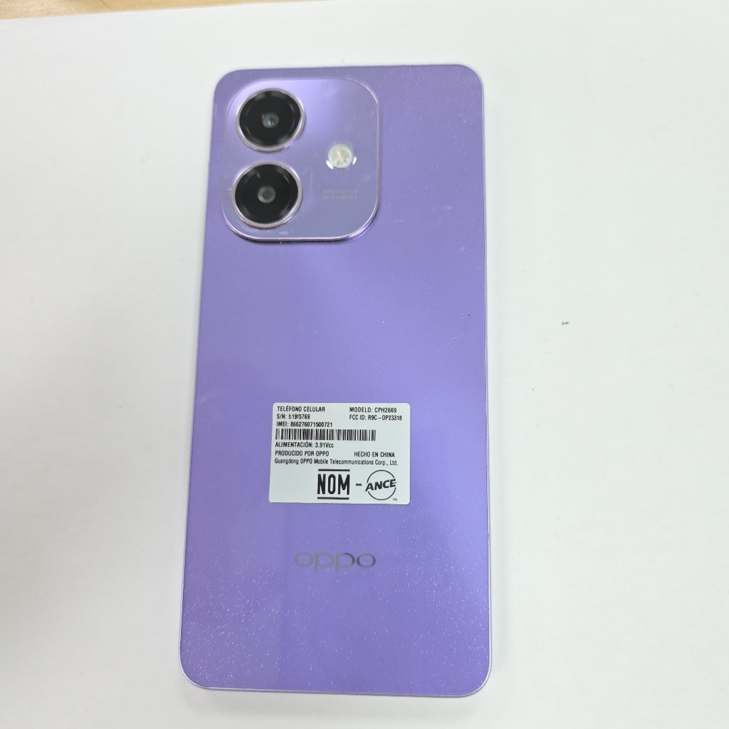 CELULAR OPPO A40 CPH2669 (2024) 256 GB 4 GB RAM (SEMINUEVO)