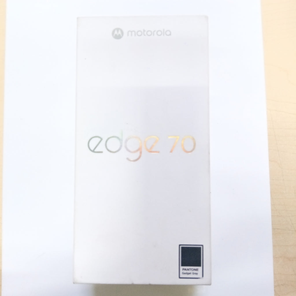 CELULAR MOTOROLA EDGE 70 XT2601-3 (2025) 512 GB 12 GB RAM (SEMINUEVO)