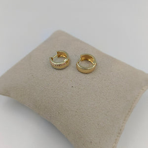 HUGGIES ORO 14K 1.6 (NUEVO)