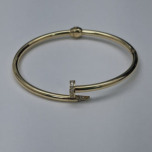 PULSERA CLAVO ORO 10K 5.8 (NUEVO)