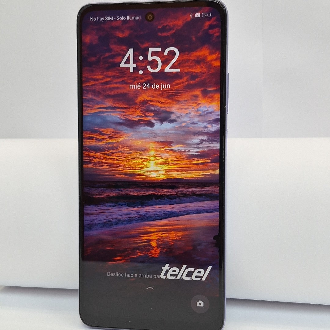 CELULAR OPPO A40 CPH2669 (2024) 256 GB 4 GB RAM (SEMINUEVO)