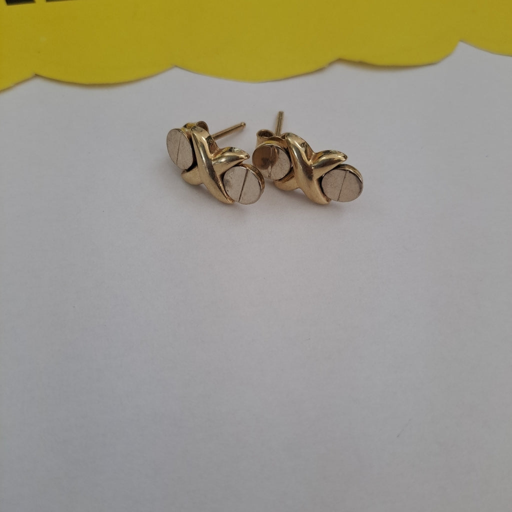 ARETES PAR ORO 14 K 2.4 GRMS (SEMINUEVO)