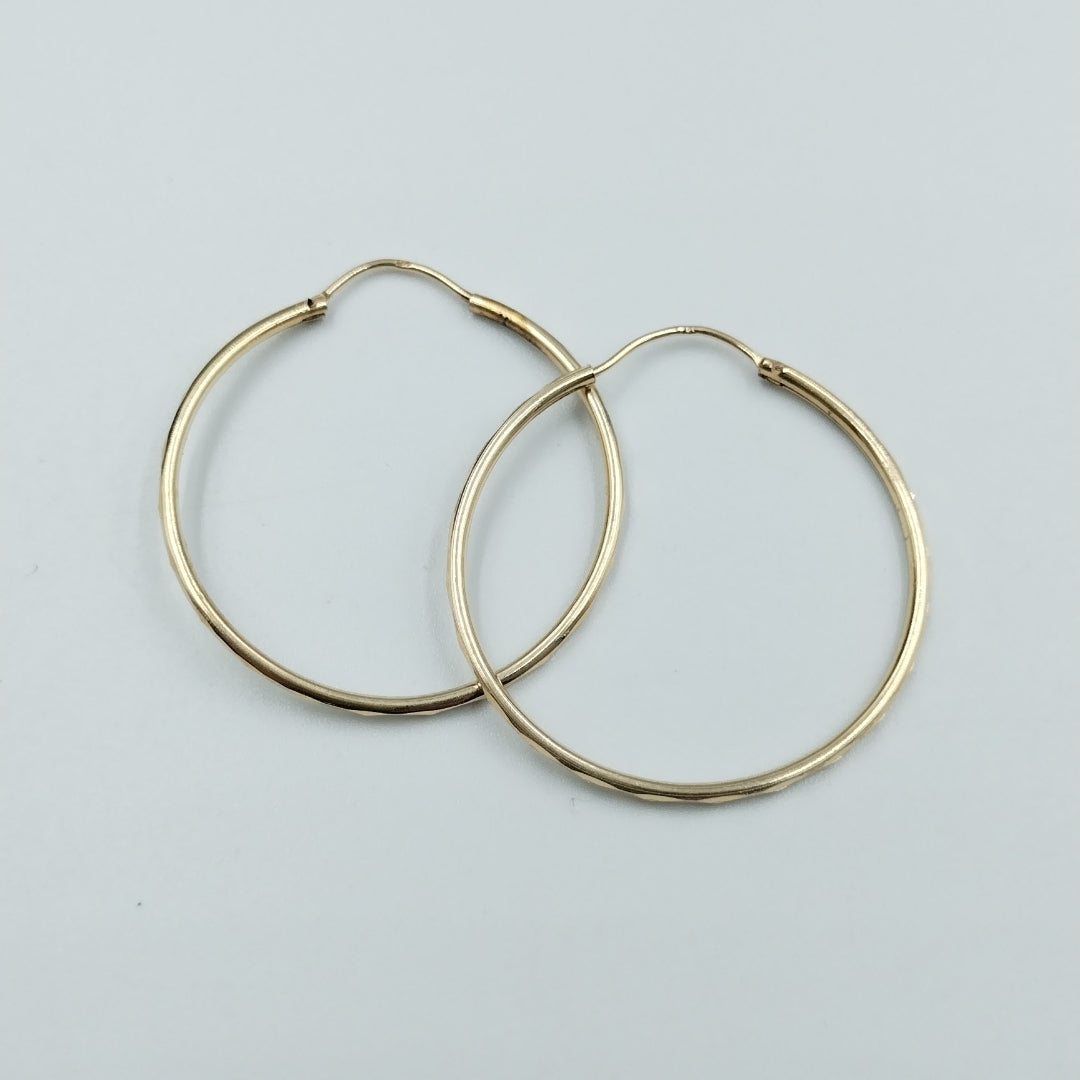 ARRACADAS PAR ORO 14 K 1.6 GRMS (SEMINUEVO)