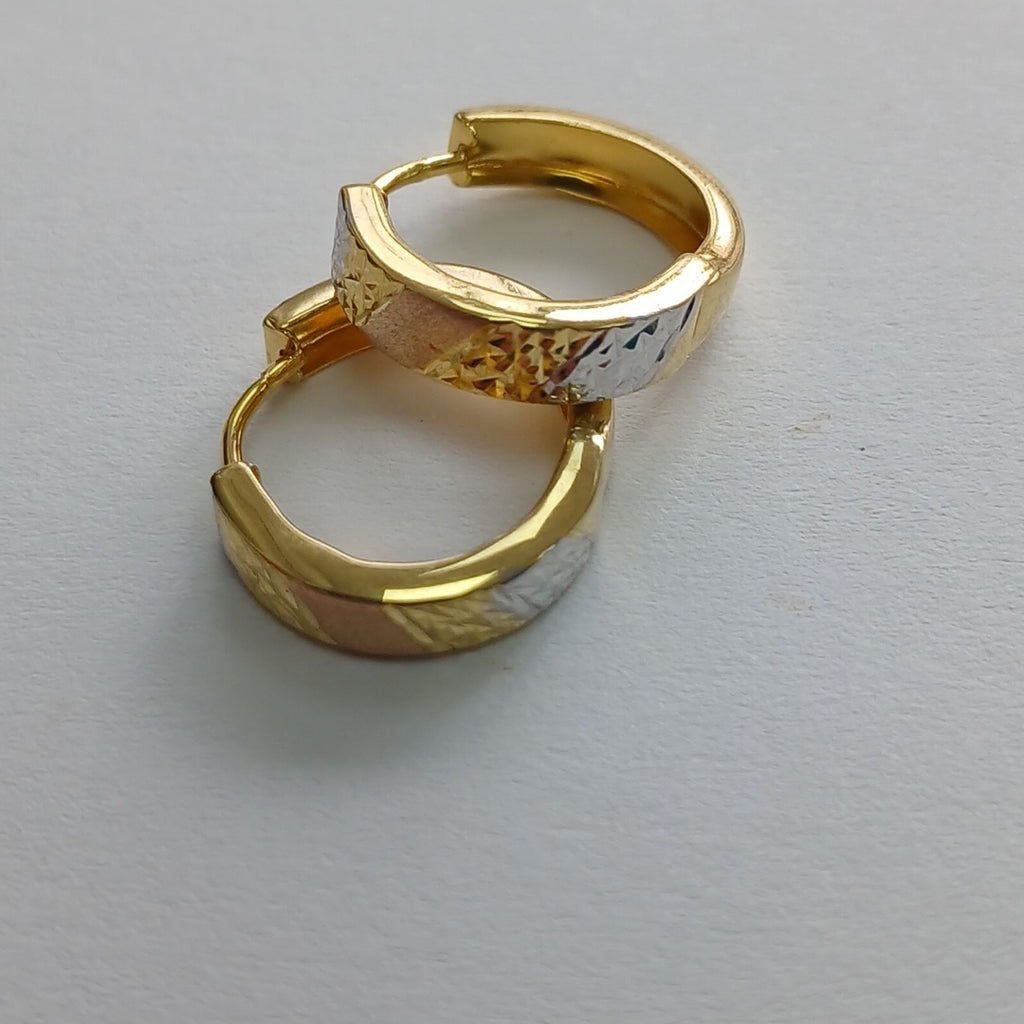 HUGGIES ORO 14K 1.6 (NUEVO)
